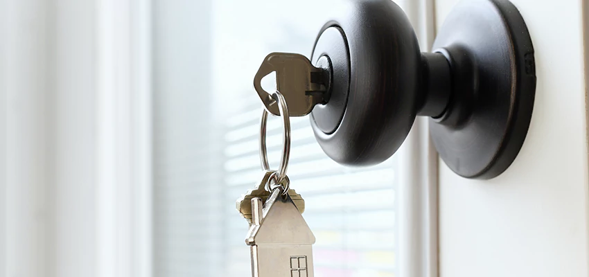 Bifold Door Knob Replacement in East San Gabriel, California