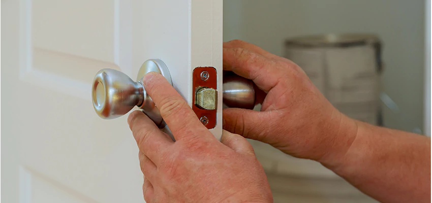 AAA Locksmiths For lock Replacement in East San Gabriel, California